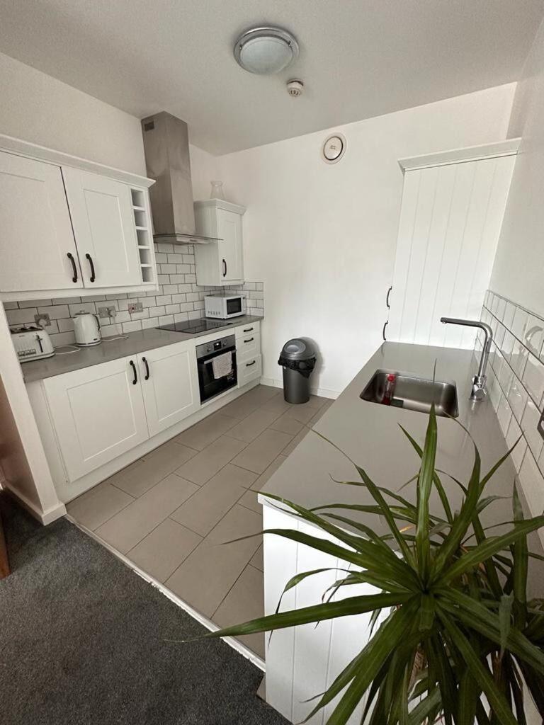 Recently Refurbished Apt Central Mk Free Parking Milton Keynes Exteriér fotografie